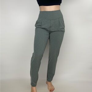 ATHLETA Elation Pant Joggers‎ High Rise Stretchy Casual Gym Workout